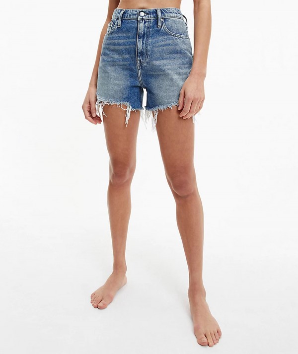 Calvin Klein Jeans Shorts in Denim Mom Fit a vita alta Donna