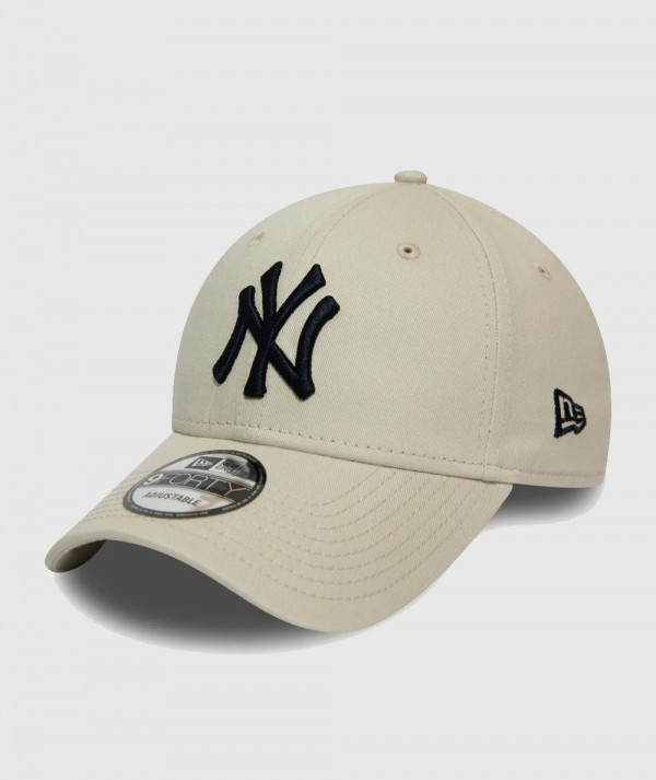 Cappellino 9FORTY Regolabile New York Yankees Essential Ecru Unisex